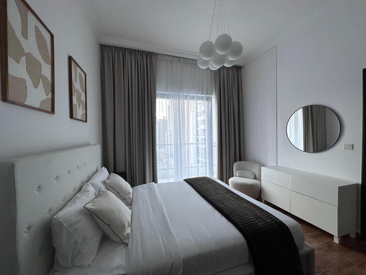 Apartment Bay Central- Marina Dubai, One Bed Dubai